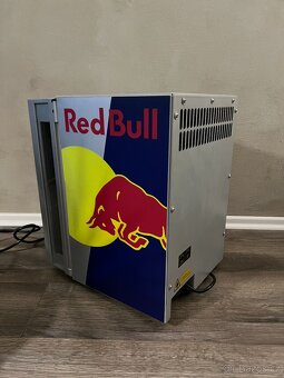 Red Bull prosklená LED mini lednice - 3
