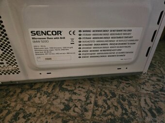 Mikrovlnná trouba Sencor s grilem - 3