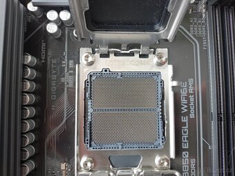 Gigabyte B850 Eagle WIFI6E - 3