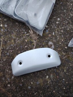 Koncovka k liště na karavan - 3