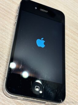 Apple iPhone 4S - 3