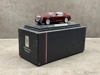 Rolls-Royce Phantom Coupe / IXO / 1:43 - 3