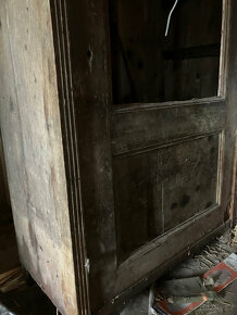 Starožitná skříň - 3