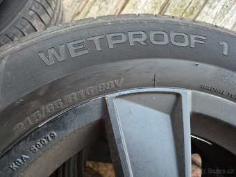 Pneu Nokian 215/65 r16 98V - 3