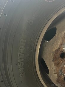 Nákladní pneumatiky záběrové 245 70 R17.5 - 3