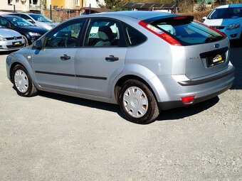 Ford Focus 1.6i 85kW, 137.864km, r.v. 7/2005 - 3
