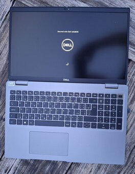 Prodám notebook DELL Latitude 5530, ZÁRUKA - 3