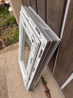 Prémiové okno REHAU 500x800 - 3