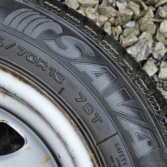 Zimní kola Škoda 165/70/13, 4.5Jx13 ET38 č. AD18 - 3