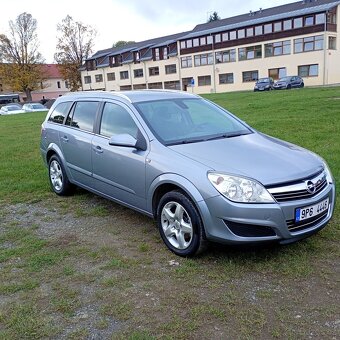 Opel Astra h 1.6 85kw - 3