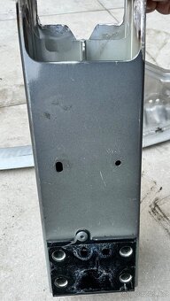 Tesla model 3 přední  výztuha - 3