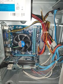 Intel Pentium G860 3.0GHz,4GB DDR-3,ATIRadeon 5450,250GB HDD - 3