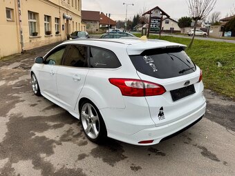 Ford Focus,  1.6 EcoBoost Champions Edition 134kW. - 3