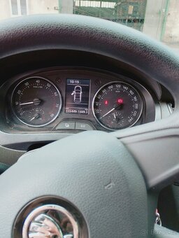 Škoda rapid 1.2 tsi 2012 - 3