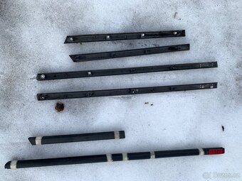 Golf Mk2 GTI boční úzke lišty 3dv./5dv. - 3