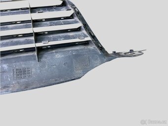 Přední maska VW Passat B 5,5 3B - 3