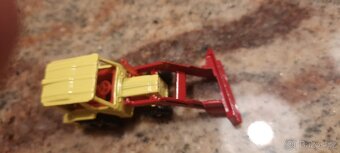 PRODÁM: CORGI JUNIORS MASSEY FERGUSON TRAKTOR BEZ ORIGINÁLNÍ - 3