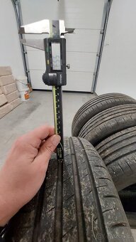 205/60R16 92V letní pneu - 3