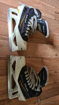 Brankářské brusle Bauer Supreme ONE.7 JR, vel.36 - 3