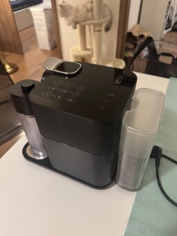 Kávovar Nespresso GRAN LATISSIMA black - 3