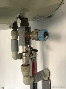 Bojler ARISTON 50 l - zašlý, ale funkční - 3