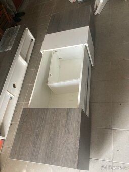 Stůl s úložným prostorem - 3