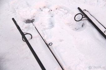 2 x prut Vector Carp MK2 3,60m 3,5lb + 2 x SHIMANO XTB 8000 - 3