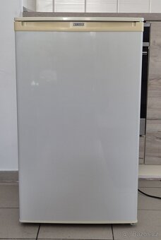 Lednička Zanussi ZRG31SW - 3
