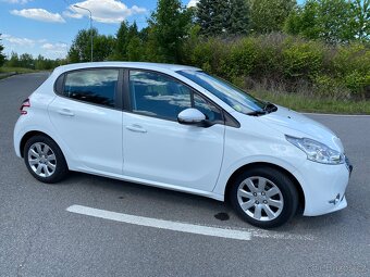 PEUGEOT 208 1.2 BENZÍN 2012 BÍLÁ - 3