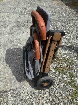 Sportovní kočárek Momi Estelle Stroller - 3