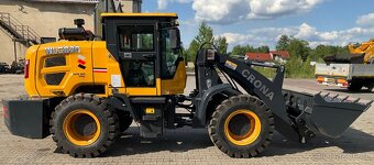 Kolový nakladač 20 L se sníženou kabinou 240 cm - 3
