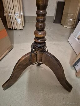 Prodám stojací lampu – funkční - 3