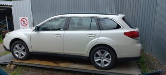Subaru Outback 2010 2,5 automat- náhradní díly - 3