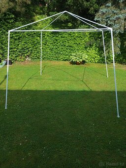 Zahradní altán s moskytiérou 3x3 m/2,4x2,4 m Zelený - 3