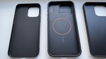 Apple iPhone 15 Pro Max - 3