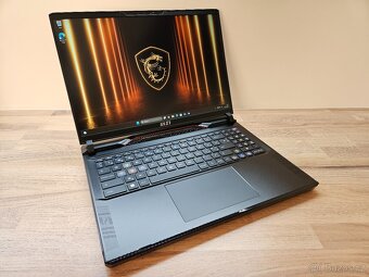16"_MSI RAIDER GE68HX 13V_i7-13700HX_16GB_1TB_RTX 4060 8GB - 3