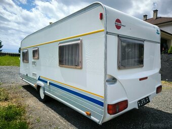 Rodinný karavan Burstner Ventana 530 tk - palandy - 3