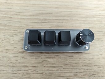 Programovatelný Macropad – 3 tlačítka + otočný enkodér - 3