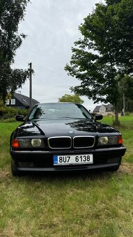 Bmw E38 735i - 3
