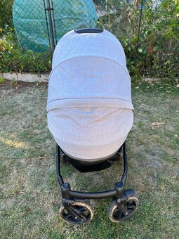 Kočárek Tudore Forester - 3