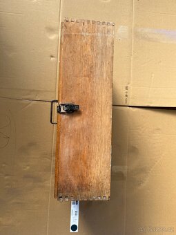 RETRO DŘEVĚNÁ LÉKÁRNIČKA - 3