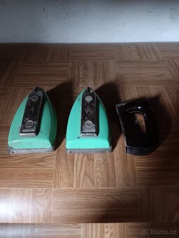 Retro žehličky - 3