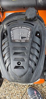 Prodám rotační benzínovou sekačku Patriot LM 46 SP - 3