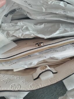 Kabelka Guess Zarela - 3