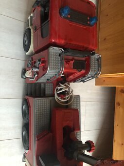 Hasičské auto Scania + žebřík (Bruder) - 3