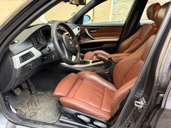 Bmw e91 320d po dilech - 3