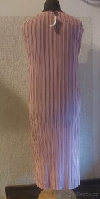 Dlouhé letní společenské šaty. - 3