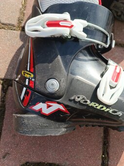 Dětské lyže přeskáče a hůlky - 3