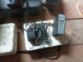 Stará kamera,foto blesky aj. - 3