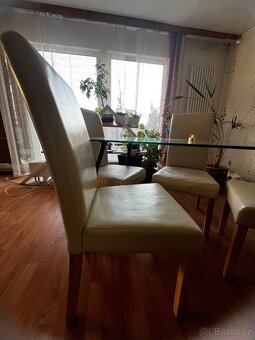 Prodám jídelní stůl i s židlemi - 3